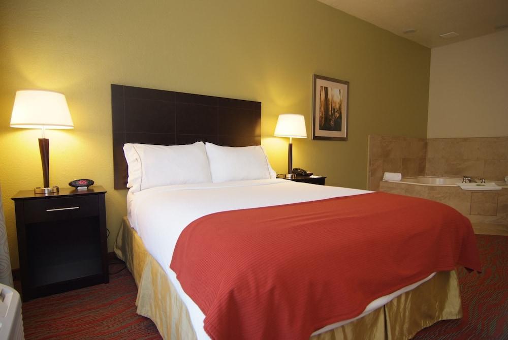 Holiday Inn Express & Suites Indianapolis North - Carmel By Ihg Екстер'єр фото