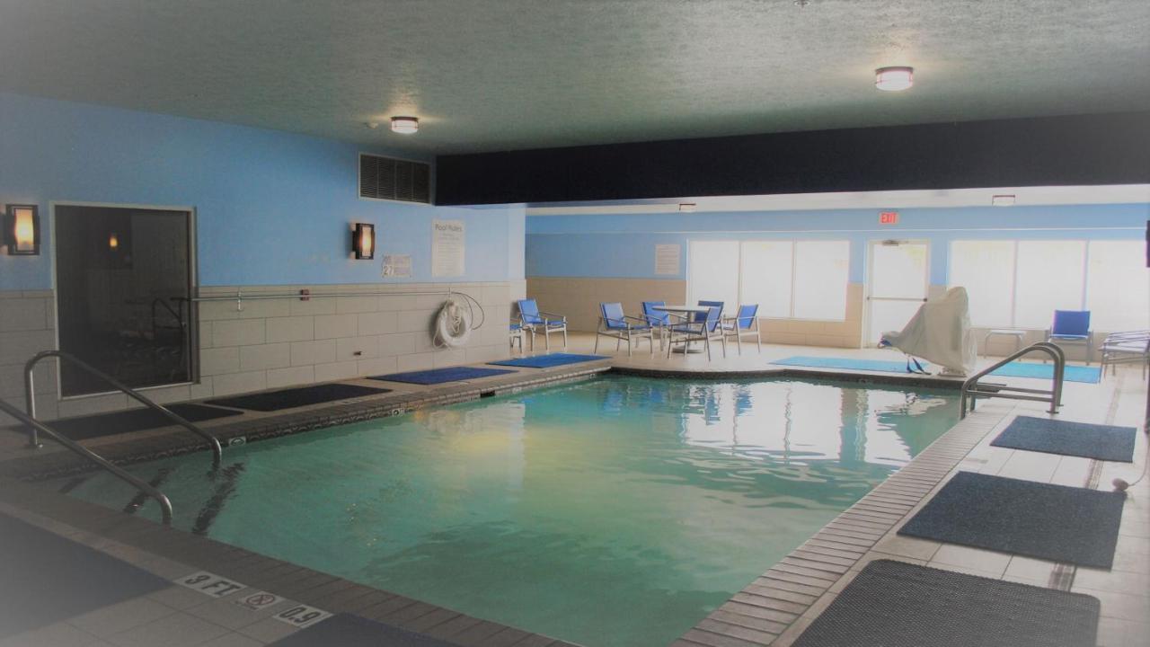 Holiday Inn Express & Suites Indianapolis North - Carmel By Ihg Екстер'єр фото