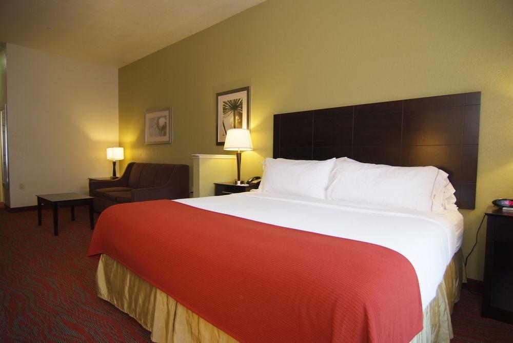 Holiday Inn Express & Suites Indianapolis North - Carmel By Ihg Екстер'єр фото